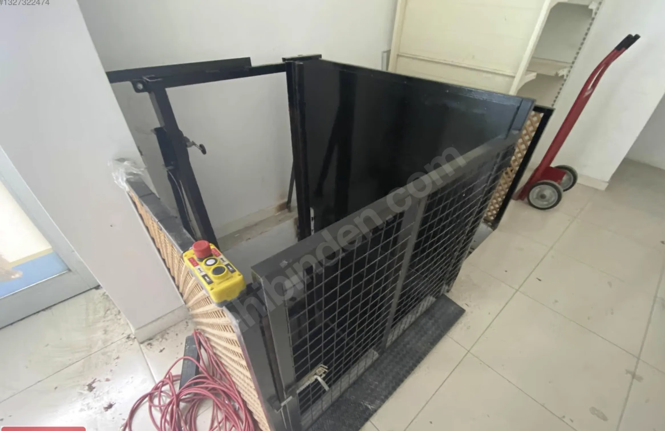 SULTANBEYLİ ADİLDE KİRALIK 400 m² DEPO/ANTREPO
