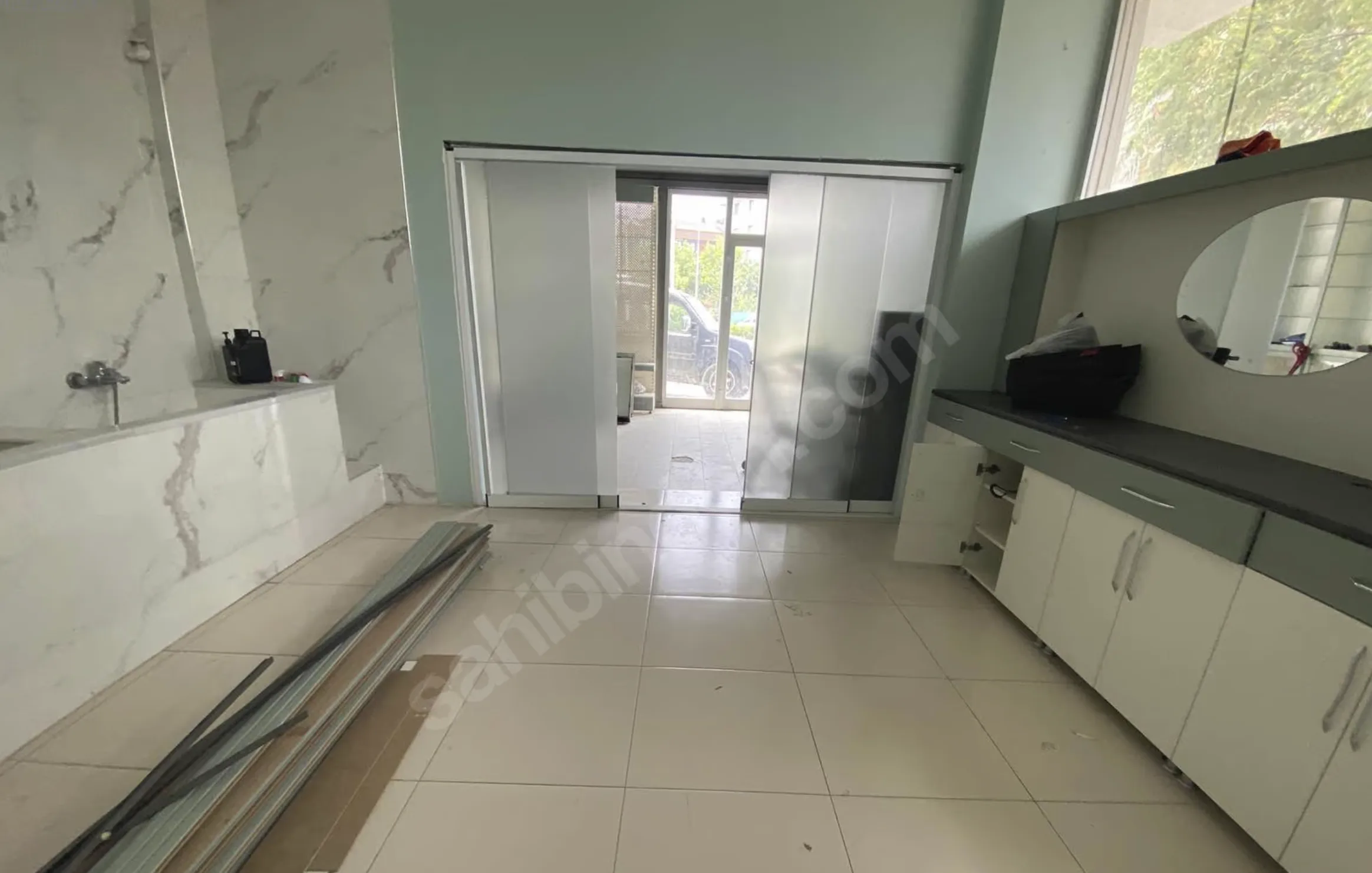 SULTANBEYLİ ADİLDE KİRALIK 400 m² DEPO/ANTREPO