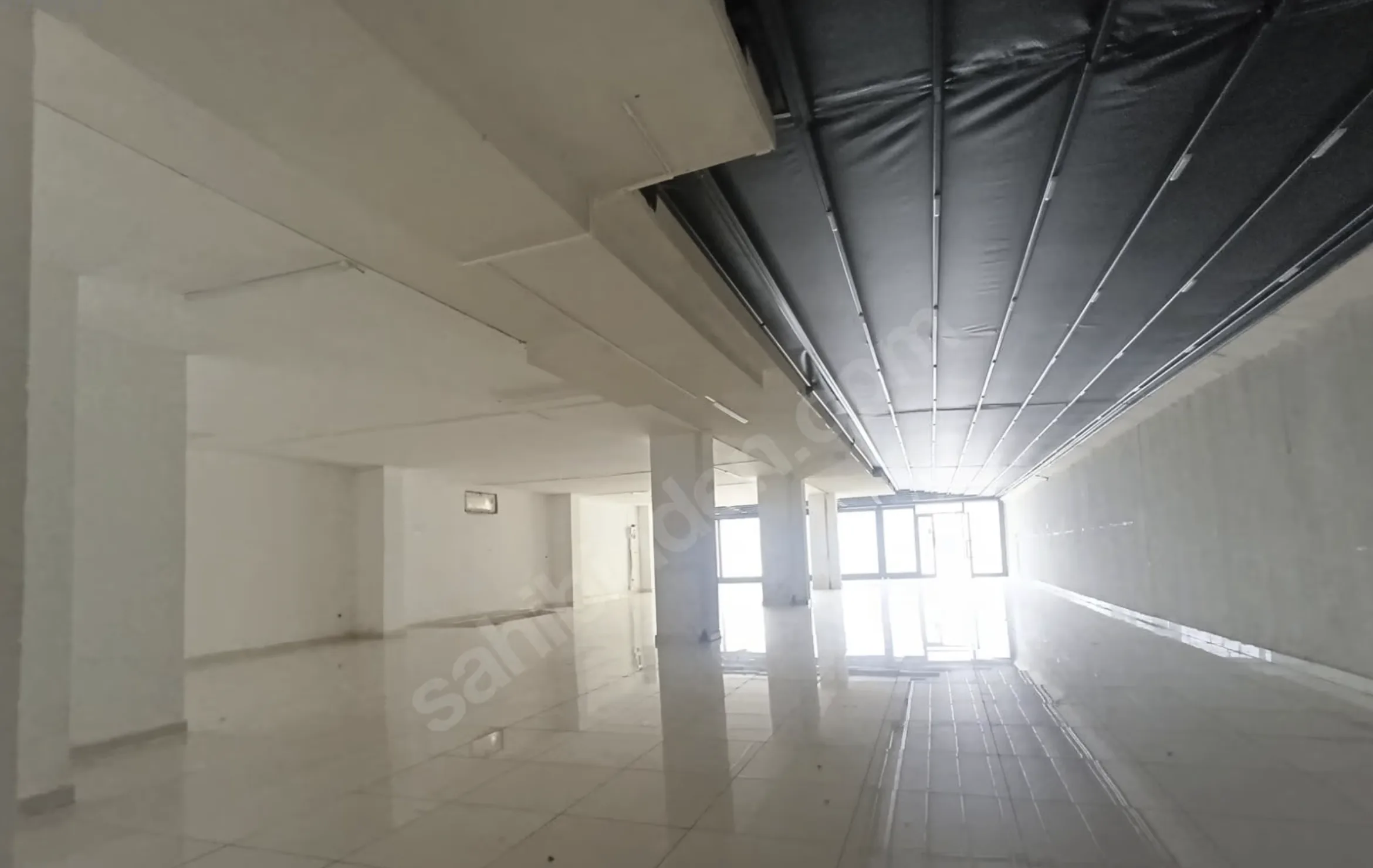 SULTANBEYLİ MİMAR SİNANDA KİRALIK 540 m2 DEPO