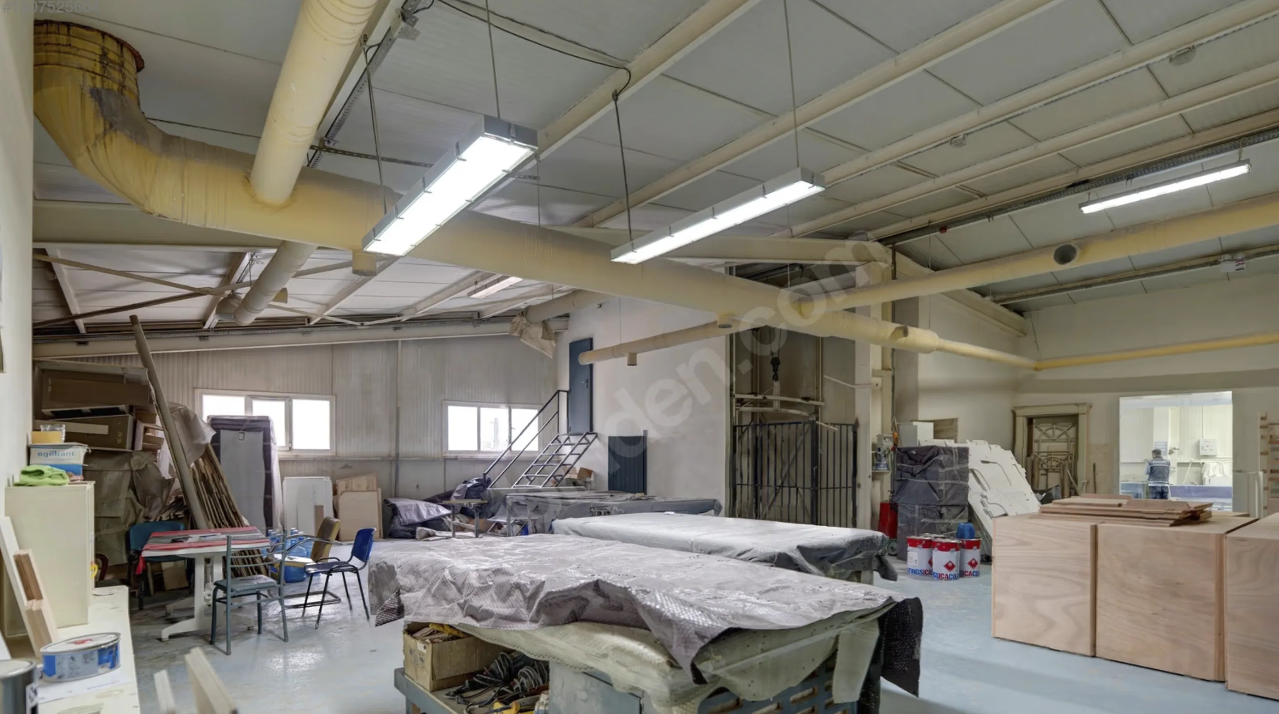 Tuzla Aydınlı'da 3.000 m² Kapalı 3 Katlı Kiralık fabrika
