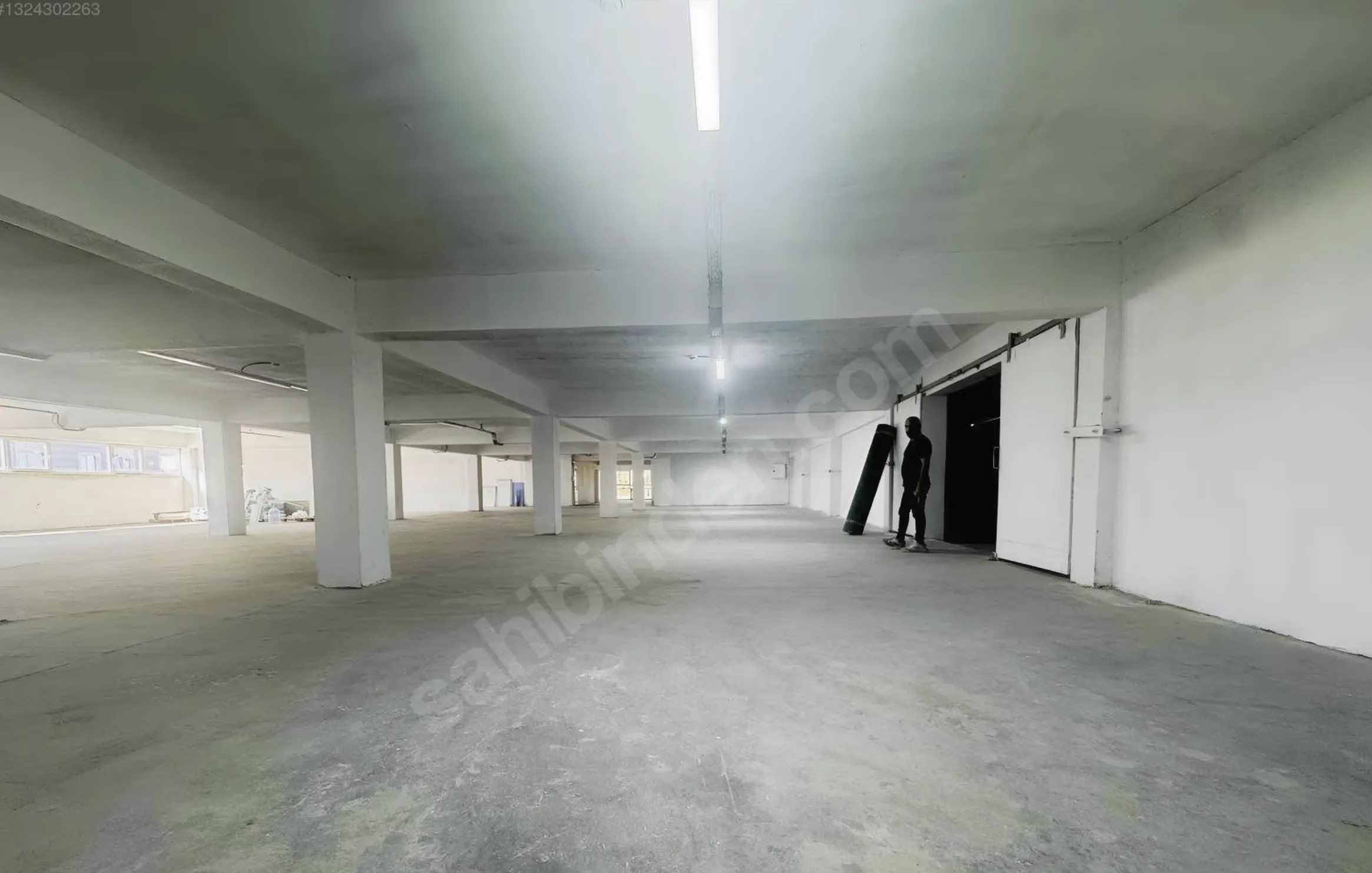 SANCAKTEPE'DE  1100 m2 KAPALI ALANA SAHİP FABRİKA ÜRETİM TESİSİ