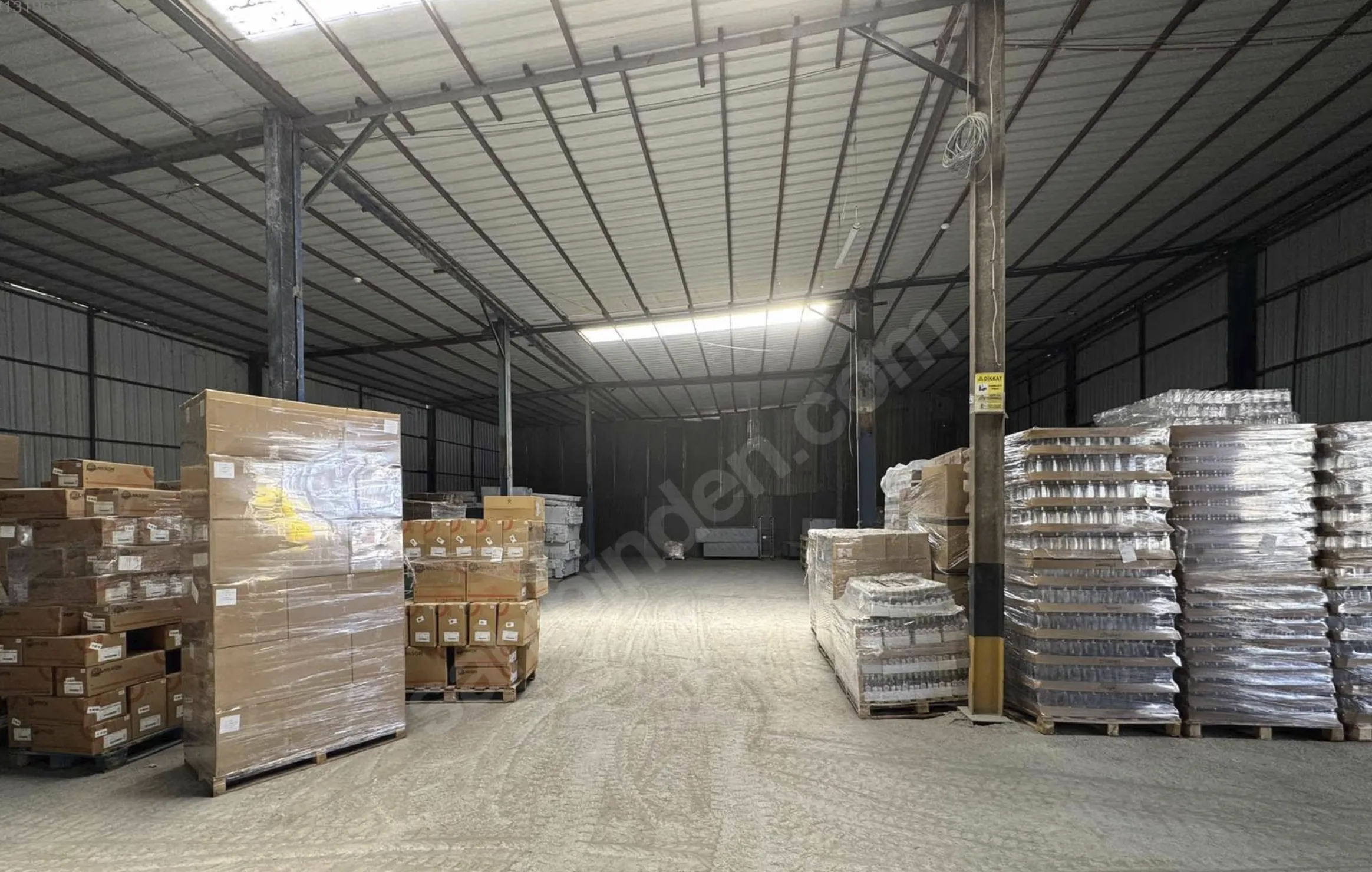 Sancaktepe'de 550m² KAPALI ALAN KİRALIK DEPO ANTREPO