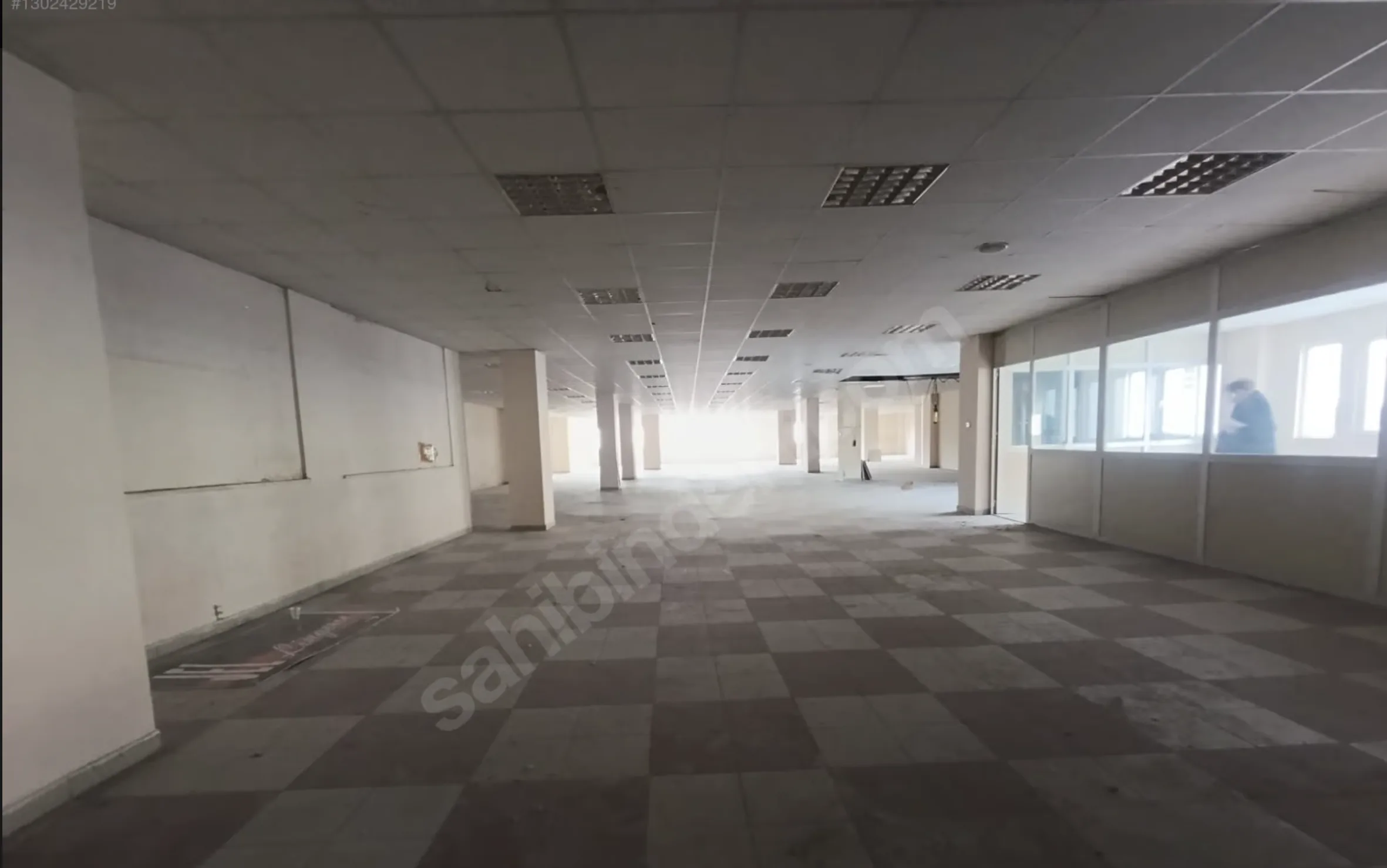 SULTANBEYLİ FATİH BULVARI ÜZERİNDE 1100 M2 KİRALIK DEPO