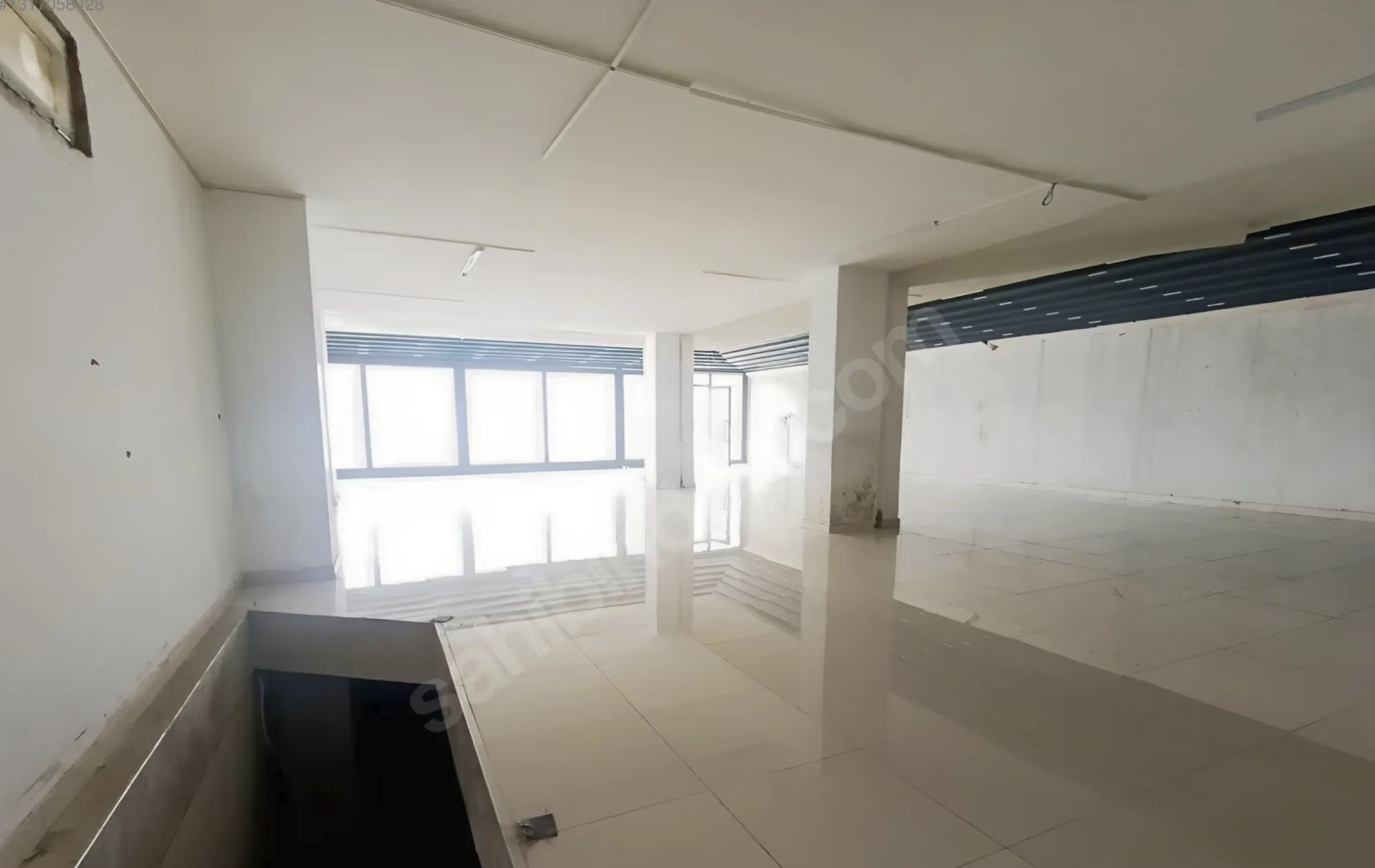 SULTANBEYLİ MİMAR SİNANDA KİRALIK 540 m2 DEPO